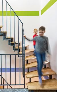 Treppe mit Stahlkonstruktion, Kenngott-Treppen