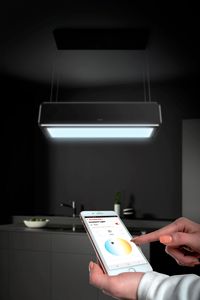 Deckenhaube, Lichtobjekt für Küche, Dunstabzug mit LED, Silverline, Lightline, moderne Küche, Smart gesteuerte Kücheneinrichtung