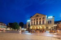 Beleuchtetes Nationaltheater Weimar
