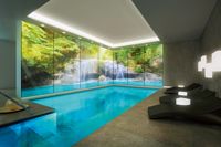 Schwimmbecken mit beleuchteter Glasrückwand mit Wasserfall, Beleuchtete Glasrückwand mit Dschungelmotiv, Glasprinter