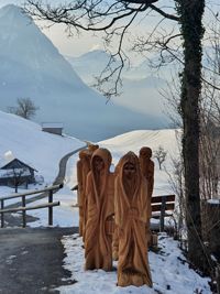 Liechtenstein Marketing; Skulpturen in Winterlandschaft