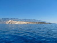 Flache Insel im Meer, Goli Otok, I.D. Riva Tours