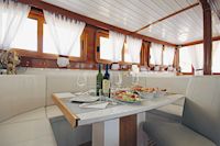 Frühstücksraum, Speiseraum auf Schiff, I.D. Riva Tours