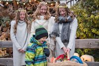 Christkinder auf dem Weihnachtsmarkt, Touristik-Verband Wiedtal